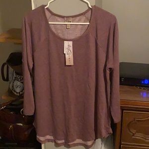 NWT 3/4 Length Sleeve Top
